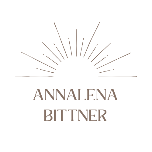 Logo von Annalena Bittner – Expertin für astrologische Beratung und ganzheitliche Ernährungsberatung.